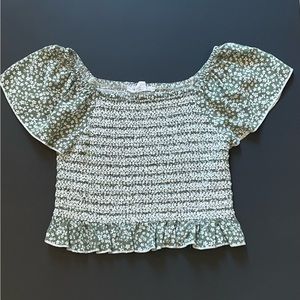 Flutter-Sleeve Floral Smocked Ribbed Top